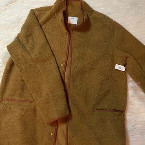 Sheep like coat Old Navy
